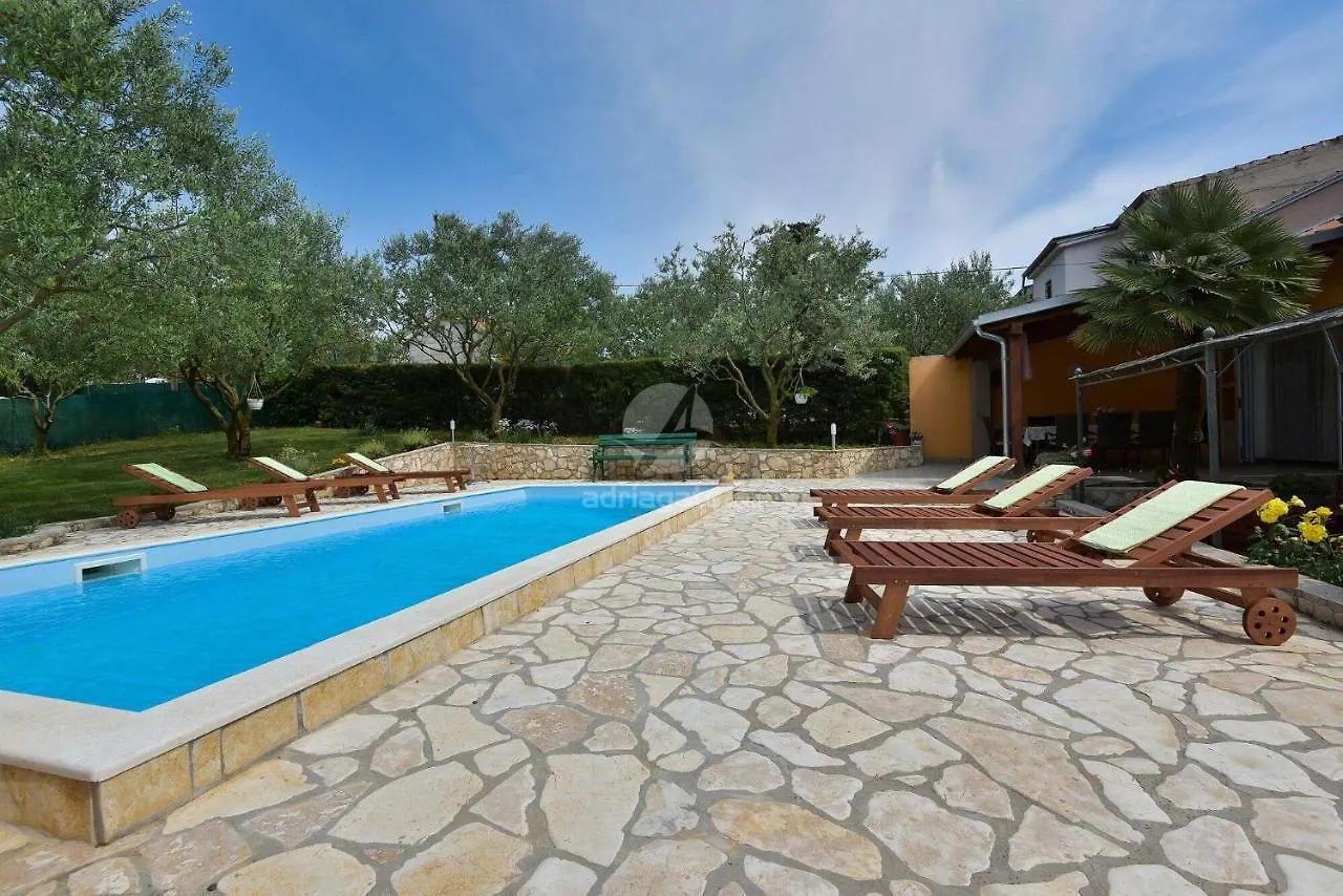 Apartments Miley Sveti Filip i Jakov