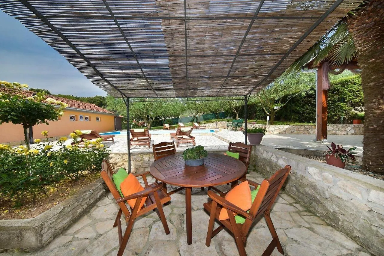 Apartments Miley Sveti Filip i Jakov