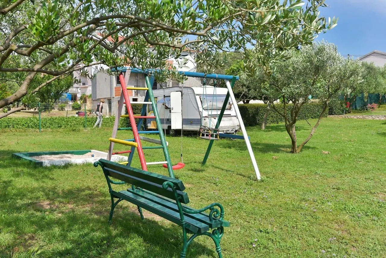 Apartments Miley Sveti Filip i Jakov